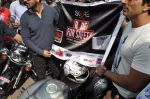 John Abraham at safety drive rally by 600 bikers in Bandra, Mumbai on 10th Feb 2013 (53).JPG
